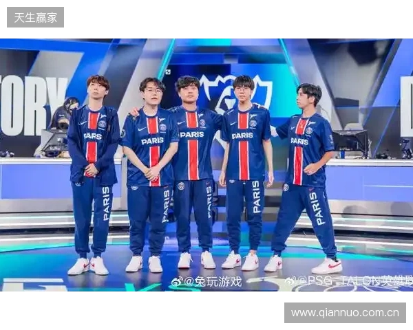 世体:滕森离队;莱万或降薪续约;巴萨或和曼联谈拉10买断 世体:滕森离队;莱万或降薪续约;巴萨或和曼联谈拉10买断