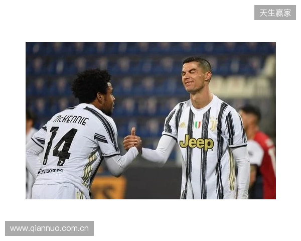 天秀!绍尔后场启动人球分过连过3人+不看人传球,贝维斯打门被扑 天秀!绍尔后场启动人球分过连过3人+不看人传球,贝维斯打门被扑