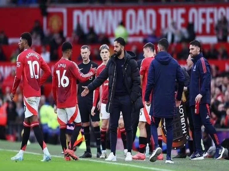 澳波：执教曼联是世界足坛最难的工作，背负的压力太大了